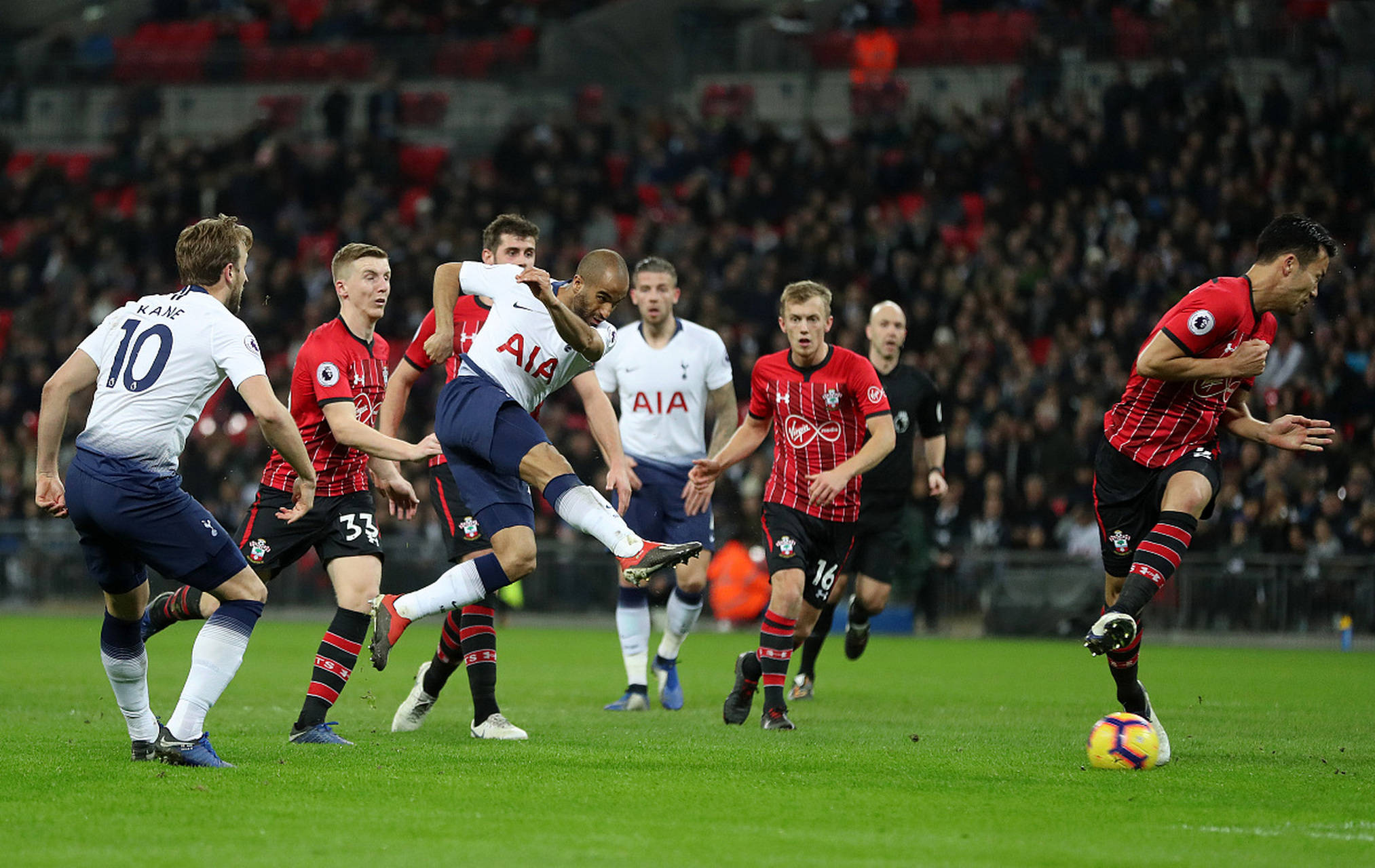 客场较量中 客场较量中